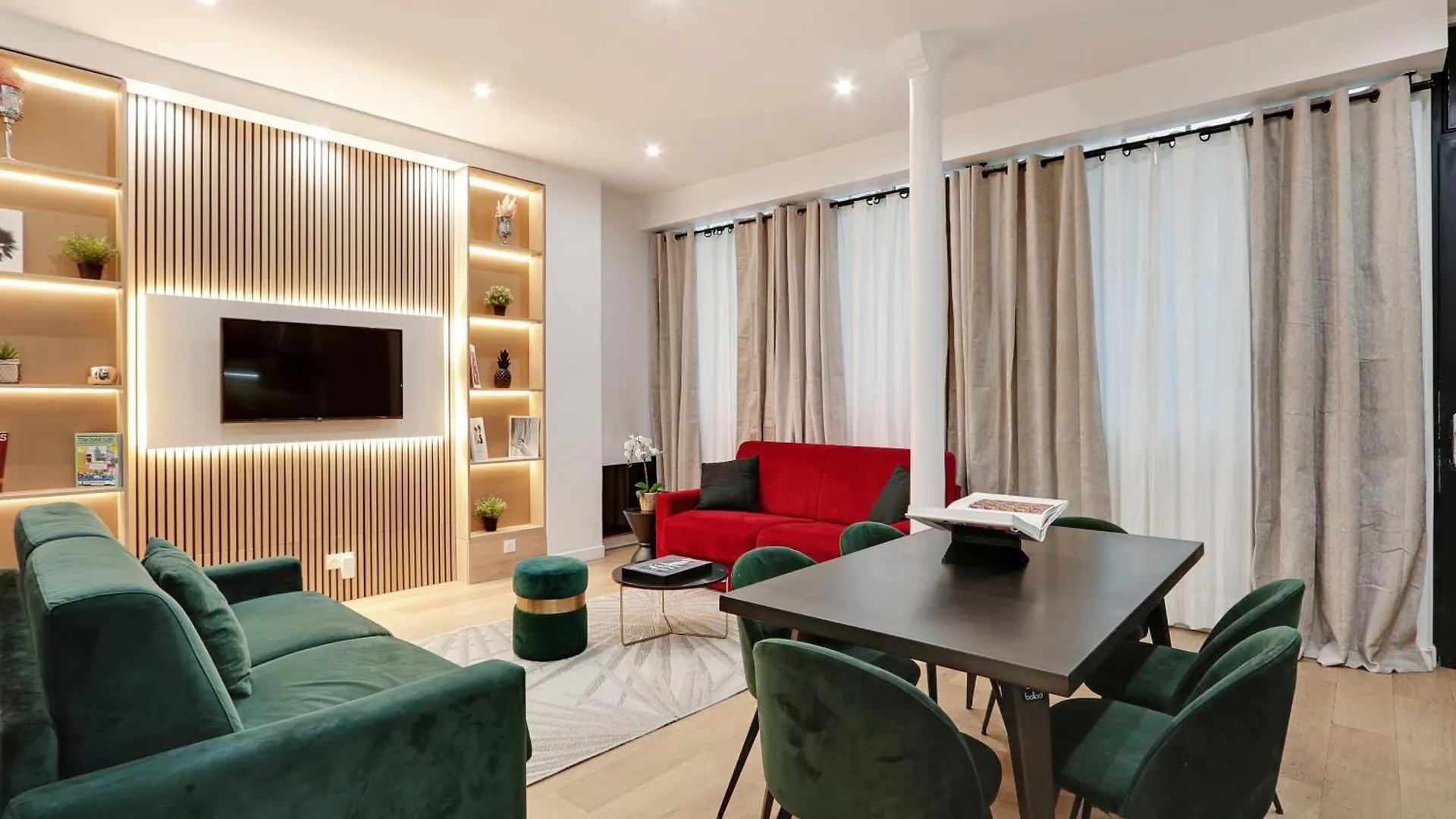 Apartment Off Majesti In Montmartre - Rue Pierre Fontaine