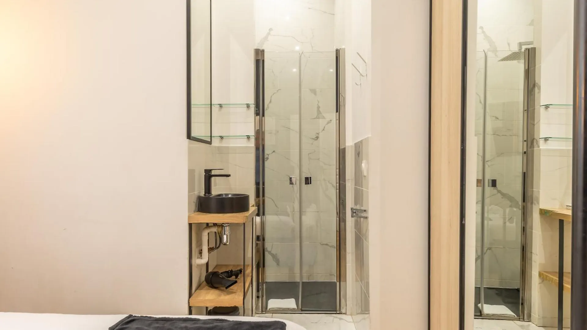 Off Majesti In Montmartre - Rue Pierre Fontaine Apartment *